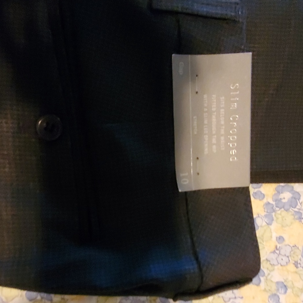 Pants - Picture 2 of 4